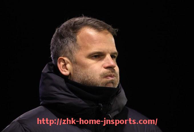 江南综合体育-世俱杯倒地次数与比赛节奏变化之间的关系分析