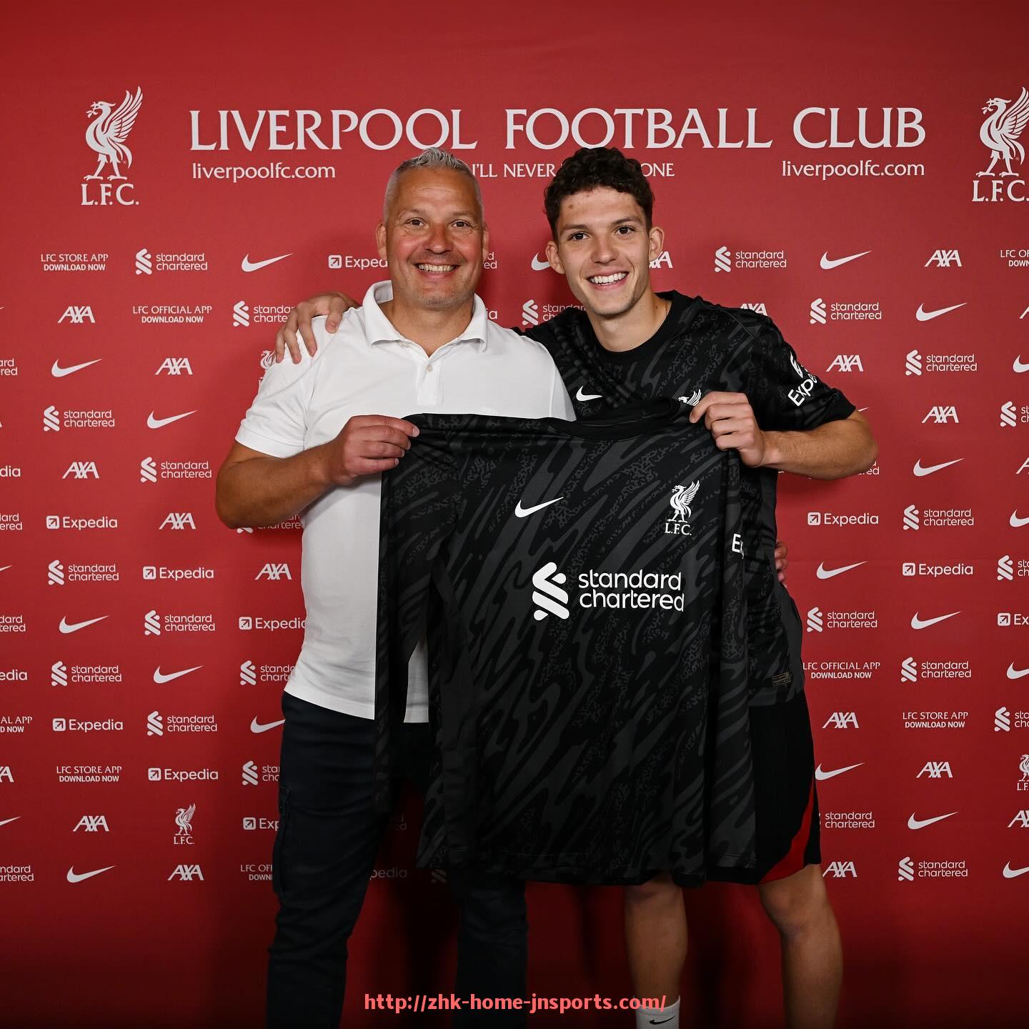 江南综合体育-西甲联赛经典德比对阵及火爆氛围