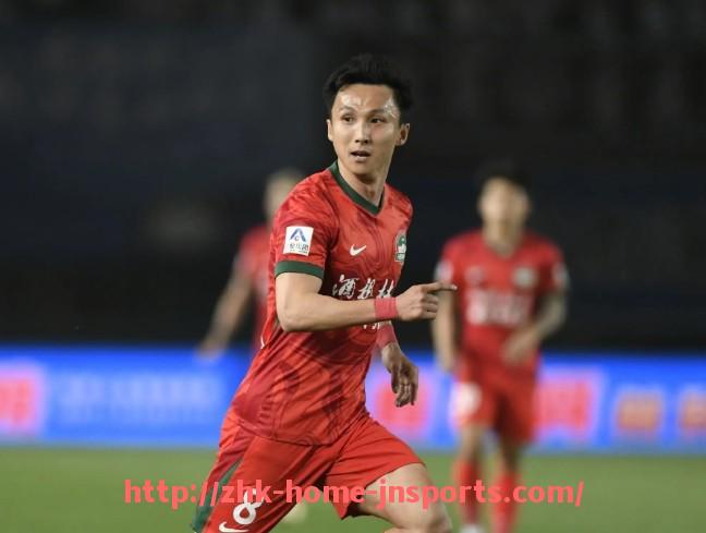 江南综合体育-3月8日欧冠直播安排及热门对决赛前预测