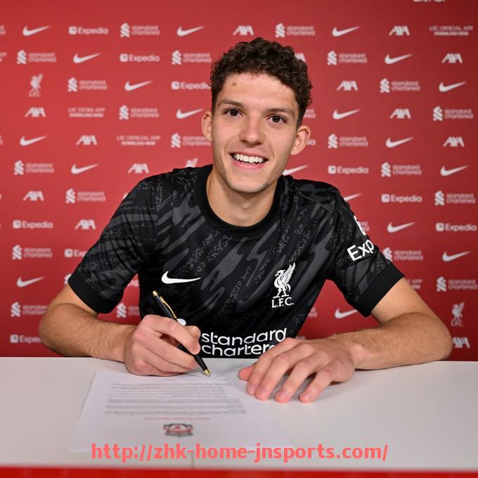 江南综合体育-德甲球队看拜仁：德甲球队如何看待拜仁慕尼黑的统治地位